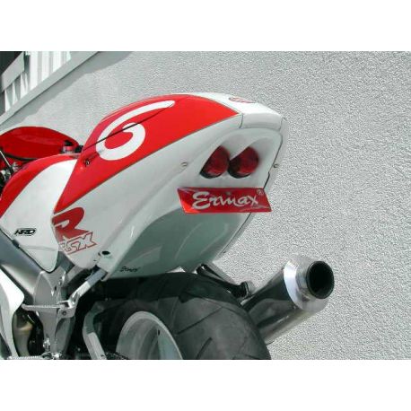 Passage de roue Ermax pour GSXR 750 96/99 ET 600 97/00 pour double feux arrière