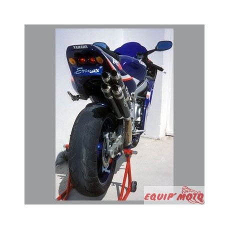Passage de roue Ermax YAMAHA YZF R6 99/2000 avec trous pour feux