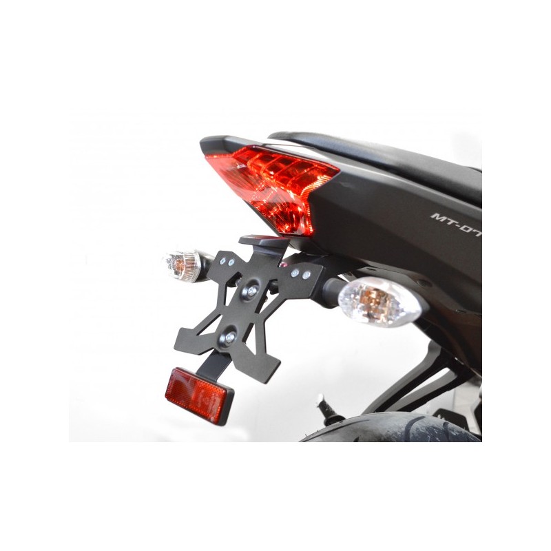 Carenage Nitro One By Camamoto Cod. 77366793 Coque En Plastique Pour Guidon Arrière Noir (comme L'original) Compatible Avec Mbk Nitro/yamaha Aerox 50 Cc-100 Cc Année De 1997 à 2012 Carenage Dirt 125