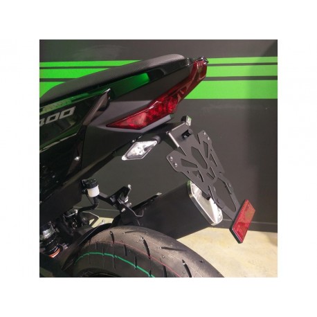supports de plaque moto court homologué Kawasaki Ninja 400