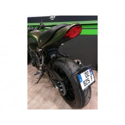 Support de plaque déporté ras de roue ACCES DESIGN Kawasaki Z900RS 2018-2024