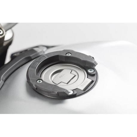 Anneau de réservoir SW MOTECH QUICK LOCK EVO moto KAWASAKI SUZUKI YAMAHA 7-8 vis