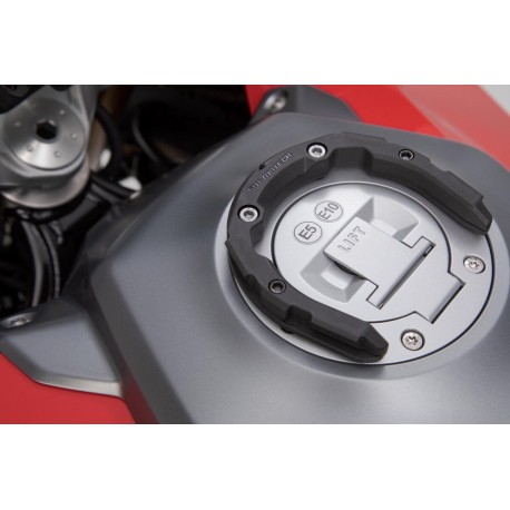 Anneau de réservoir SW MOTECH QUICK LOCK PRO moto KAWASAKI 5 vis
