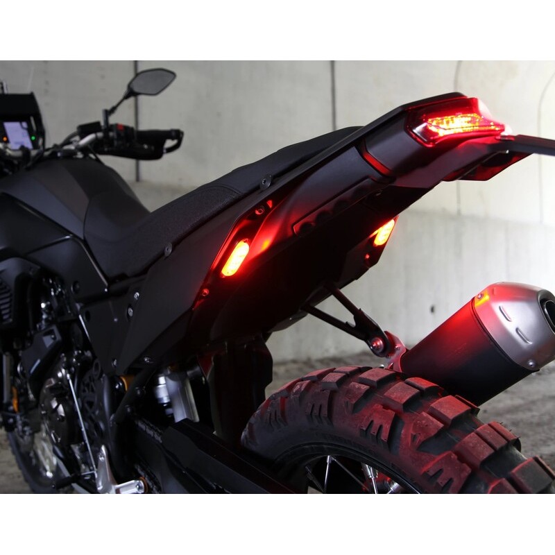 Feux arrière moto à leds avec clignotants intégré DENALI T3 SwitchBack