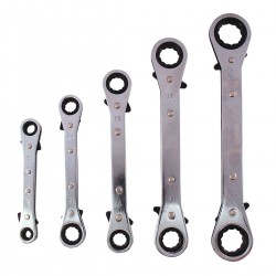 ensemble de 5 clés a cliquet