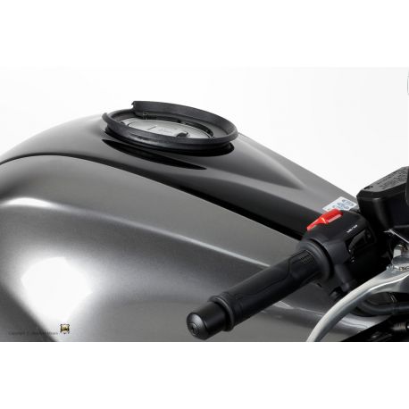 Fixation rapide pour sacoches GIVI ou IXS TANKLOCK moto SUZUKI
